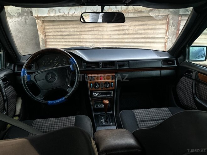Mercedes 220 E 1992, 800,000 km - 2.2 л - Bakı