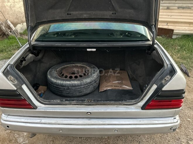 Mercedes 220 E 1992, 800,000 km - 2.2 л - Bakı
