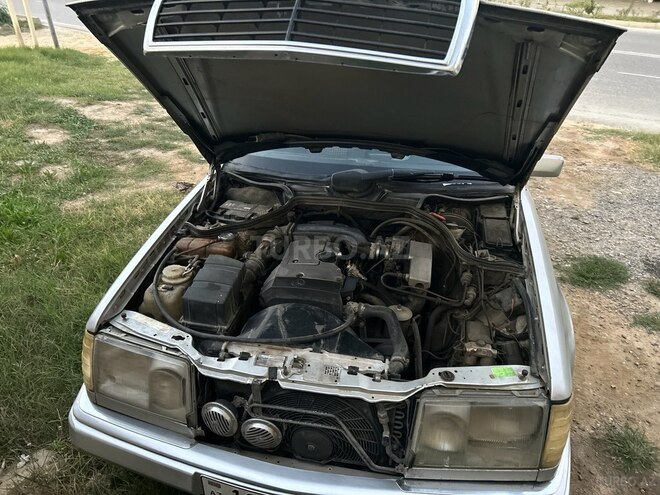 Mercedes 220 E 1992, 800,000 km - 2.2 л - Bakı