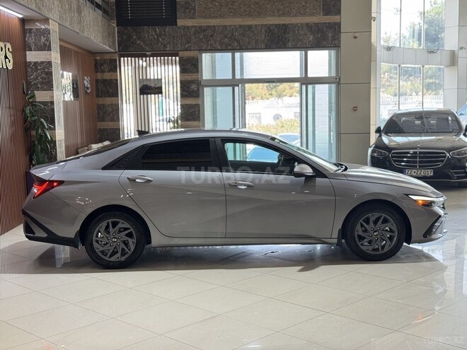 Hyundai Elantra 2025, 11,900 km - 1.6 l - Bakı
