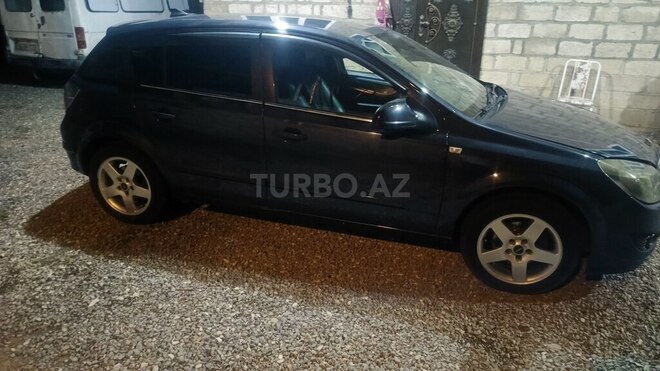 Opel Astra 2009, 430,000 km - 1.3 l - Ağcabədi