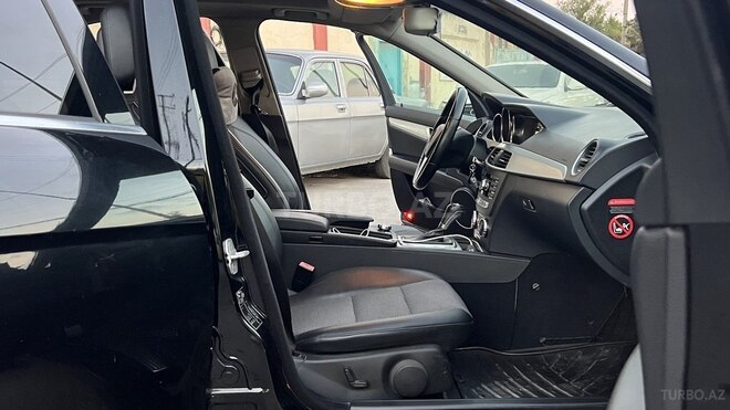 Mercedes C 250 2012, 261,000 km - 1.8 l - Sumqayıt