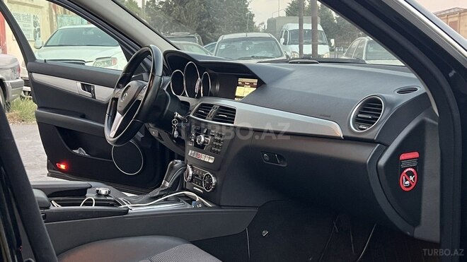 Mercedes C 250 2012, 261,000 km - 1.8 l - Sumqayıt