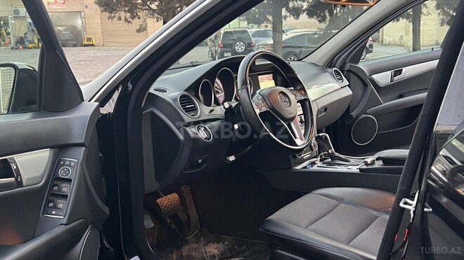 Mercedes C 250 2012, 261,000 km - 1.8 l - Sumqayıt