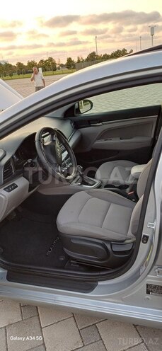 Hyundai Elantra 2019, 114,170 km - 2.0 л - Bakı