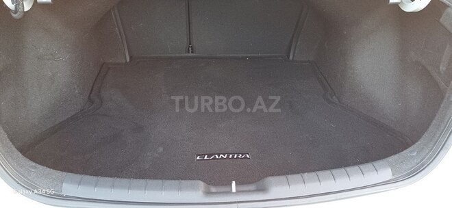 Hyundai Elantra 2019, 114,170 km - 2.0 л - Bakı