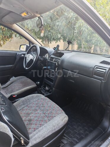Opel Astra 1999, 358,000 km - 2.0 l - Zərdab