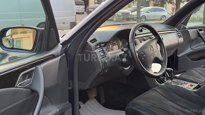 Mercedes E 200 1998, 287,000 km - 2.0 l - Sumqayıt