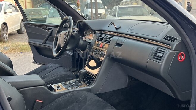 Mercedes E 200 1998, 287,000 km - 2.0 l - Sumqayıt