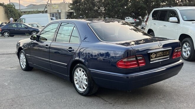 Mercedes E 200 1998, 287,000 km - 2.0 l - Sumqayıt