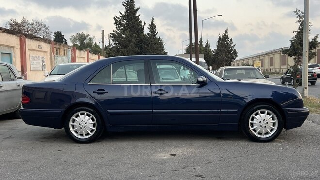 Mercedes E 200 1998, 287,000 km - 2.0 l - Sumqayıt