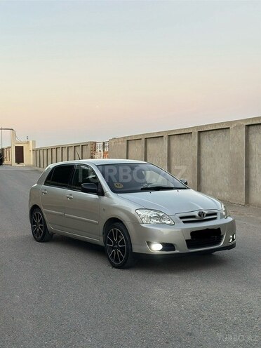 Toyota Corolla 2004, 360,000 km - 1.4 l - Bakı