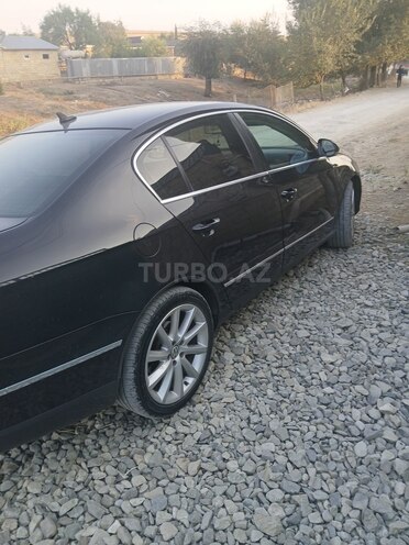 Volkswagen Passat 2006, 290,000 km - 2.0 l - Şamaxı