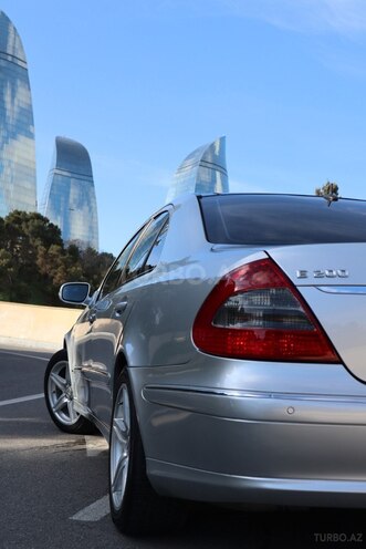 Mercedes E 200 2006, 336,500 km - 1.8 l - Bakı