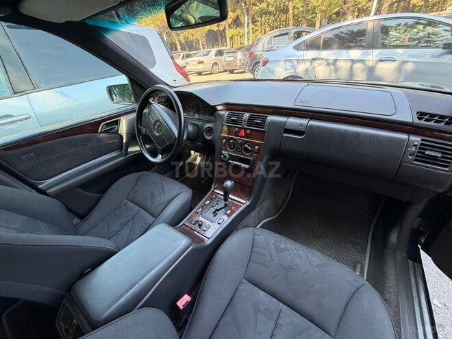 Mercedes E 230 1997, 385,214 km - 2.3 l - Bakı