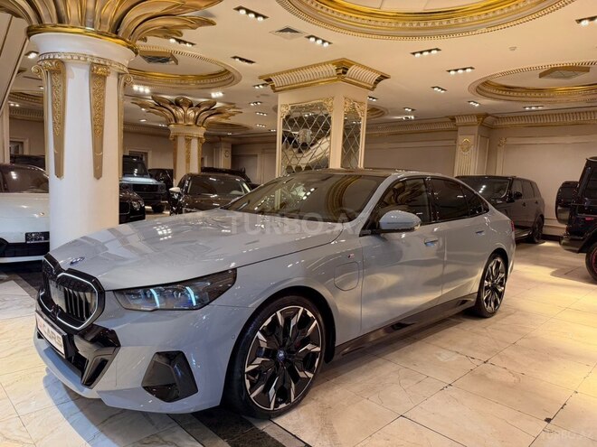 BMW 530e 2024, 22,000 km - 2.0 l - Bakı