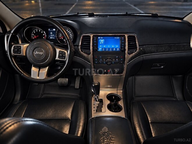 Jeep Grand Cherokee 2011, 270,000 km - 3.6 л - Gəncə