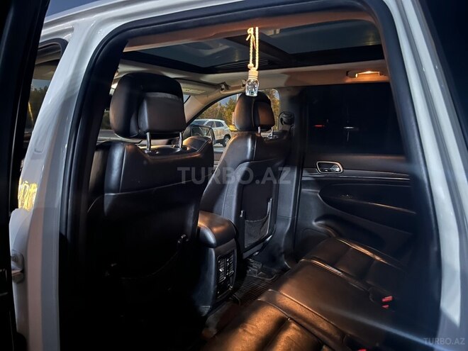 Jeep Grand Cherokee 2011, 270,000 km - 3.6 л - Gəncə
