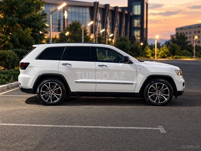 Jeep Grand Cherokee 2011, 270,000 km - 3.6 л - Gəncə