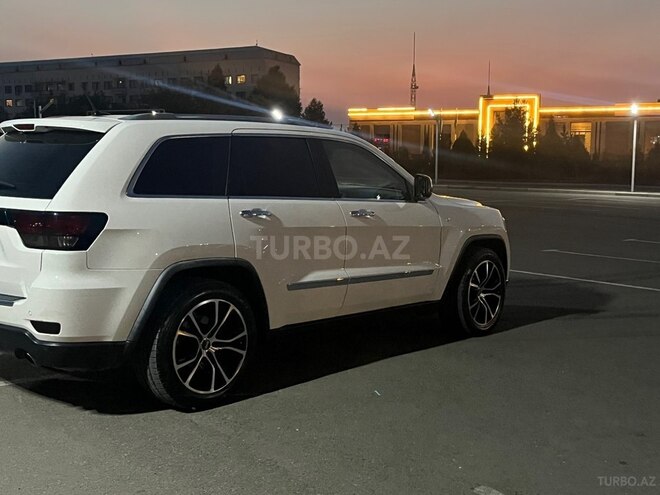 Jeep Grand Cherokee 2011, 270,000 km - 3.6 л - Gəncə