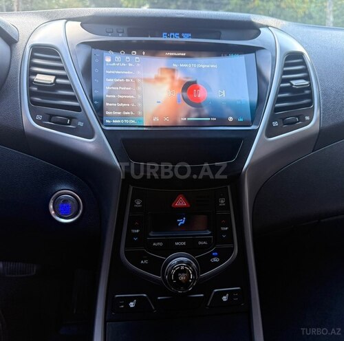 Hyundai Avante 2015, 194,000 km - 1.6 л - Gəncə