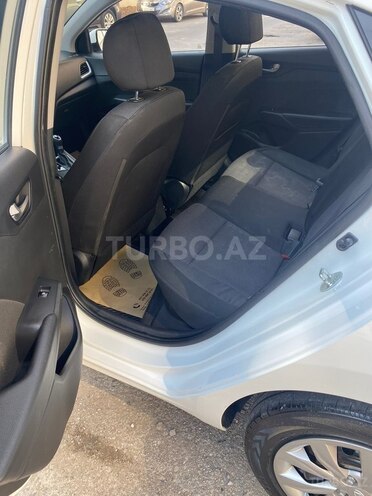 Hyundai Accent 2018, 128,000 km - 1.4 l - Bakı