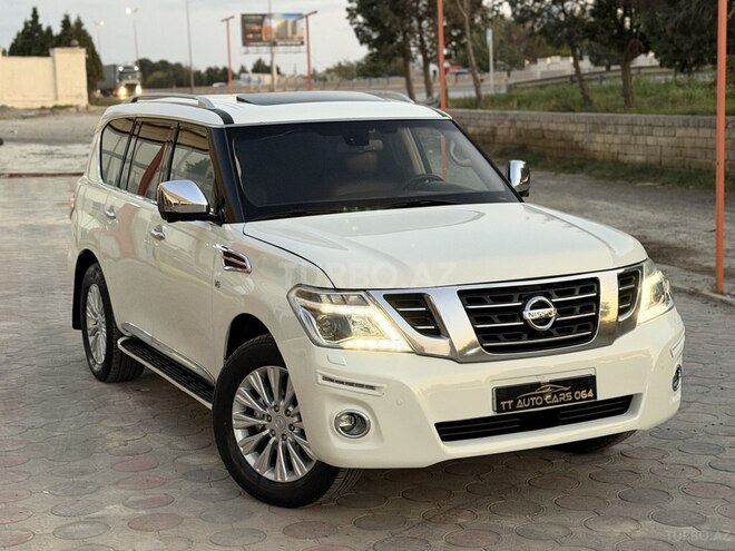 Nissan Patrol 2011, 161,800 km - 5.6 l - Sumqayıt