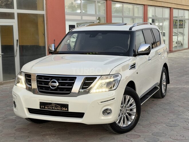 Nissan Patrol 2011, 161,800 km - 5.6 l - Sumqayıt