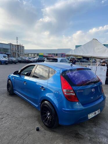 Hyundai i30 2010, 324,000 km - 1.6 л - Bakı