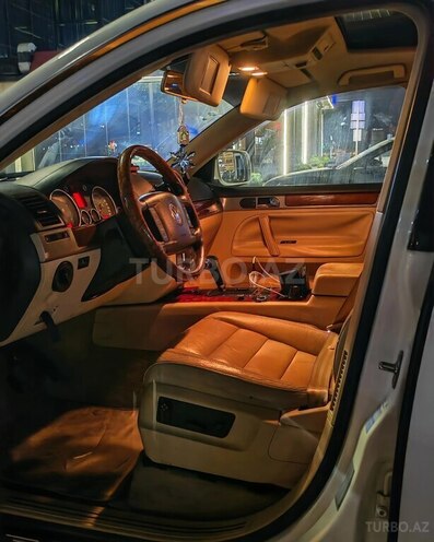 Volkswagen Touareg 2005, 219,000 km - 3.2 л - Bakı