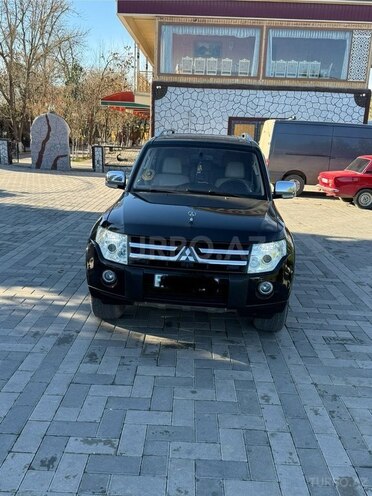 Mitsubishi Pajero 2008, 195,600 km - 3.0 l - Sabirabad