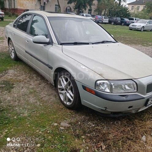 Volvo S80 2000, 196,000 km - 2.9 l - Qusar