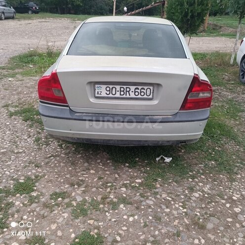 Volvo S80 2000, 196,000 km - 2.9 l - Qusar