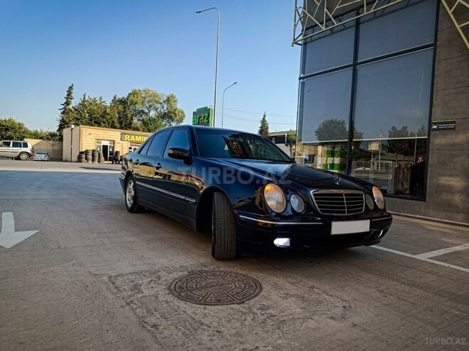 Mercedes E 220 1999, 413,481 km - 2.2 l - Salyan