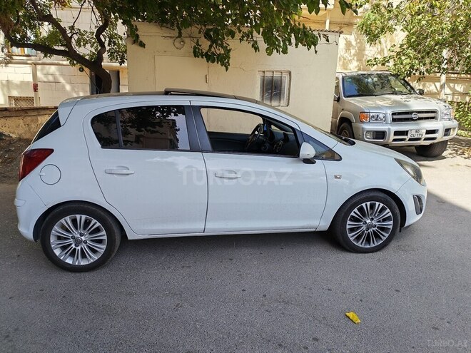 Opel Corsa 2014, 260,000 km - 1.4 l - Bakı