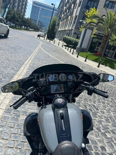 Harley-Davidson Touring Electra Glide 2017, 30,000 km - 2.0 l - Bakı