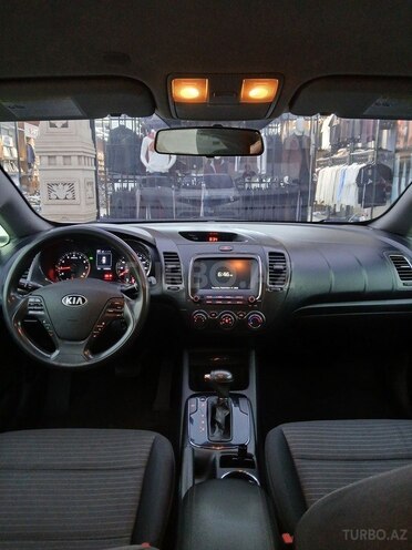 Kia Forte 2017, 170,000 km - 2.0 l - Salyan