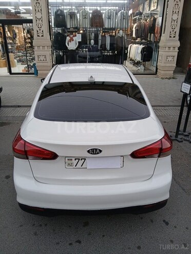 Kia Forte 2017, 170,000 km - 2.0 l - Salyan