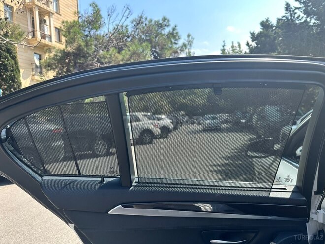 BMW 520 2015, 115,600 km - 2.0 l - Bakı