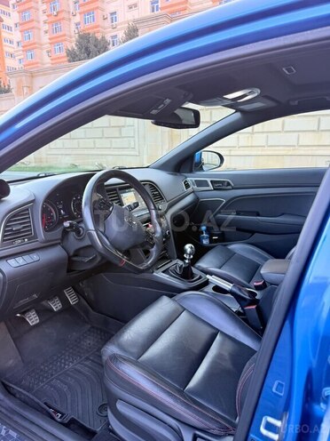 Hyundai Elantra 2017, 166,600 km - 1.6 л - Bakı