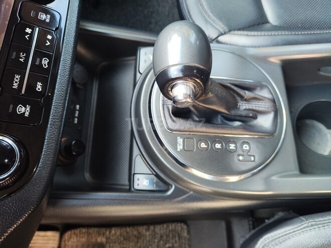 Kia Sportage 2011, 257,000 km - 2.0 l - Bakı