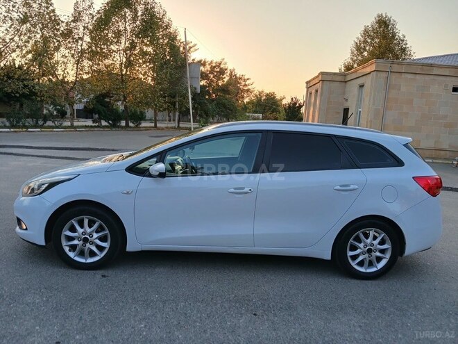 Kia  2014, 290,000 km - 1.6 l - Bakı