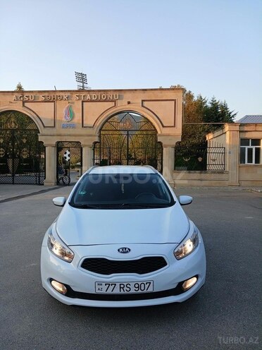 Kia  2014, 290,000 km - 1.6 l - Bakı