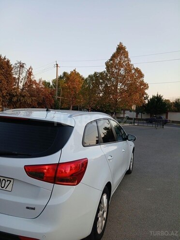 Kia  2014, 290,000 km - 1.6 l - Bakı