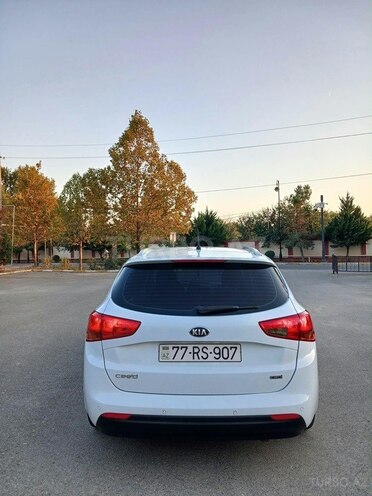 Kia  2014, 290,000 km - 1.6 l - Bakı