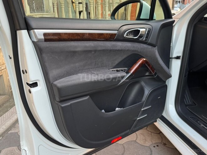 Porsche Cayenne GTS 2013, 165,000 km - 4.8 l - Bakı