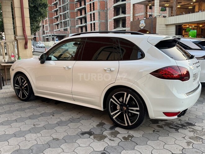 Porsche Cayenne GTS 2013, 165,000 km - 4.8 l - Bakı