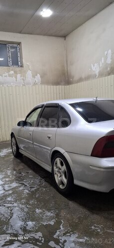 Opel Vectra 1999, 200,000 km - 2.0 l - Bakı