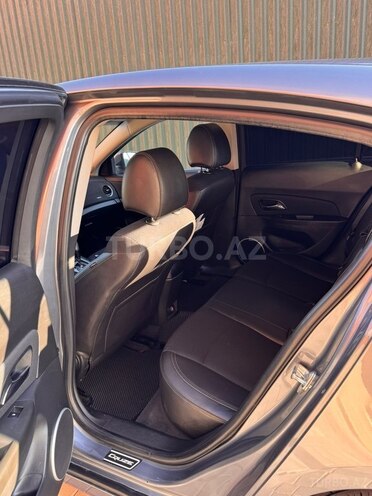 Chevrolet Cruze 2013, 353,500 km - 1.8 л - Şirvan