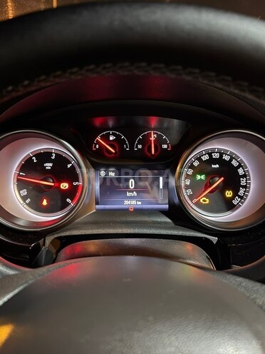 Opel Astra 2016, 204,000 km - 1.6 л - Bakı